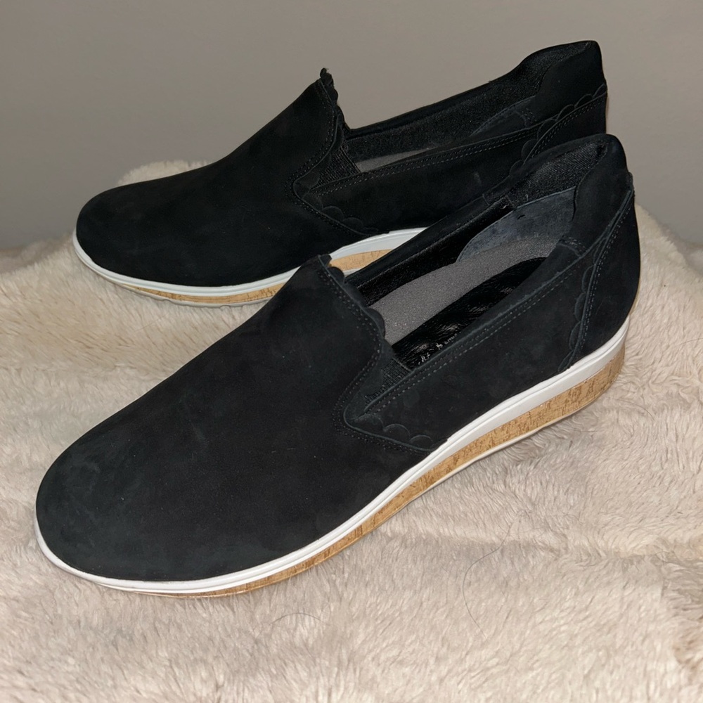 Walking Cradles leather suede slip-ons women 10